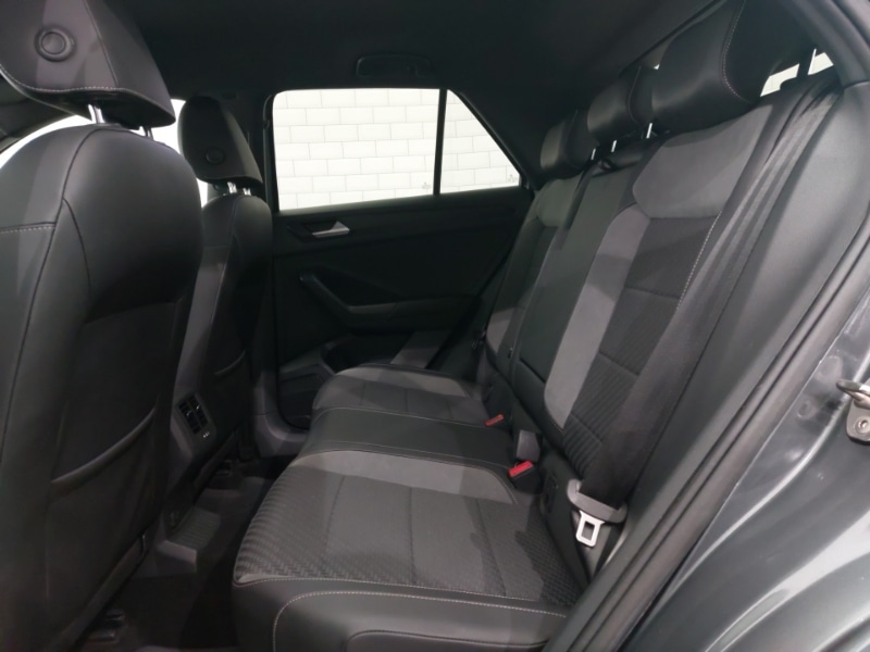 Used Volkswagen T-Roc 2019 for sale - 76947204: Photo 6