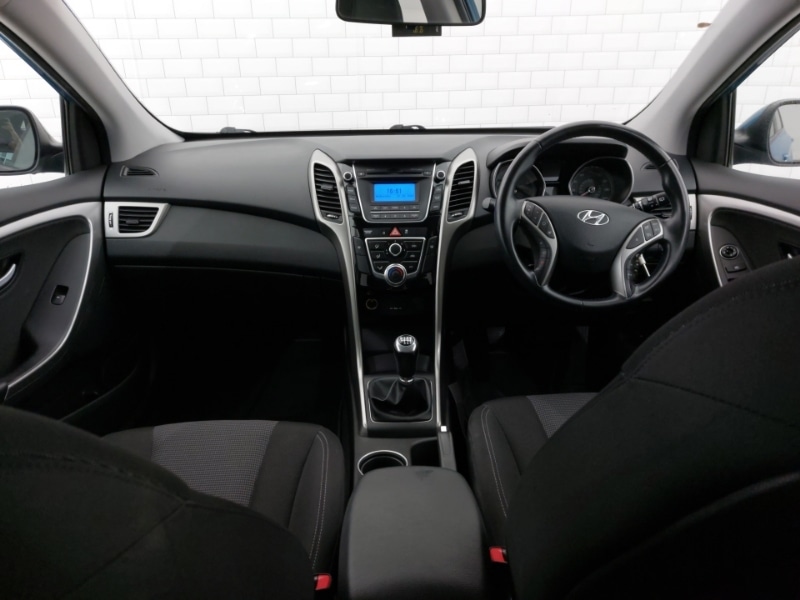 Used Hyundai i30 2014 for sale - 76150521: Photo 2