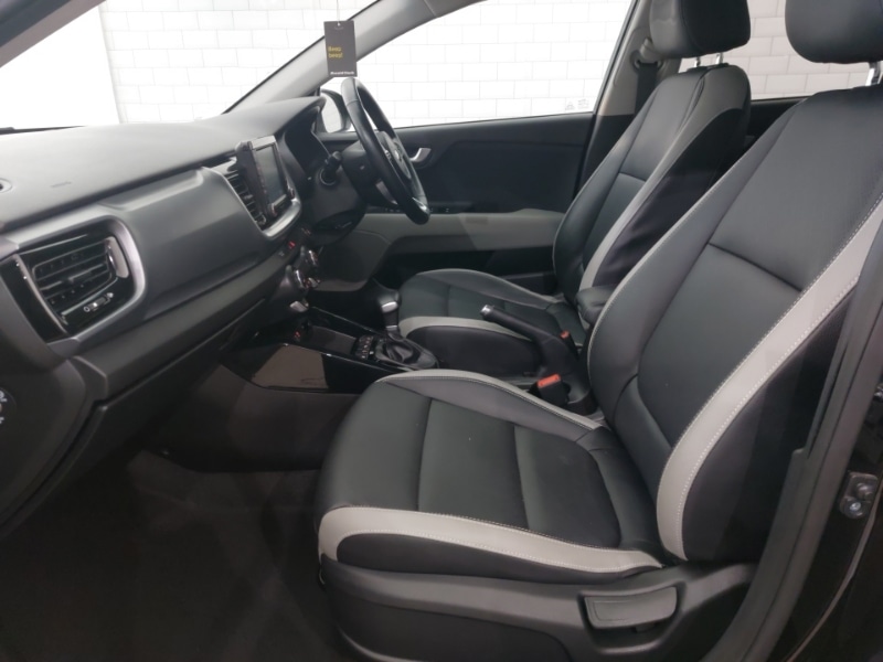 Used Kia Stonic 2020 for sale - 76418733: Photo 5