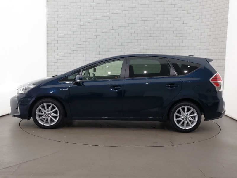 Used Toyota Prius+ 2020 for sale - 76282234: Photo 4