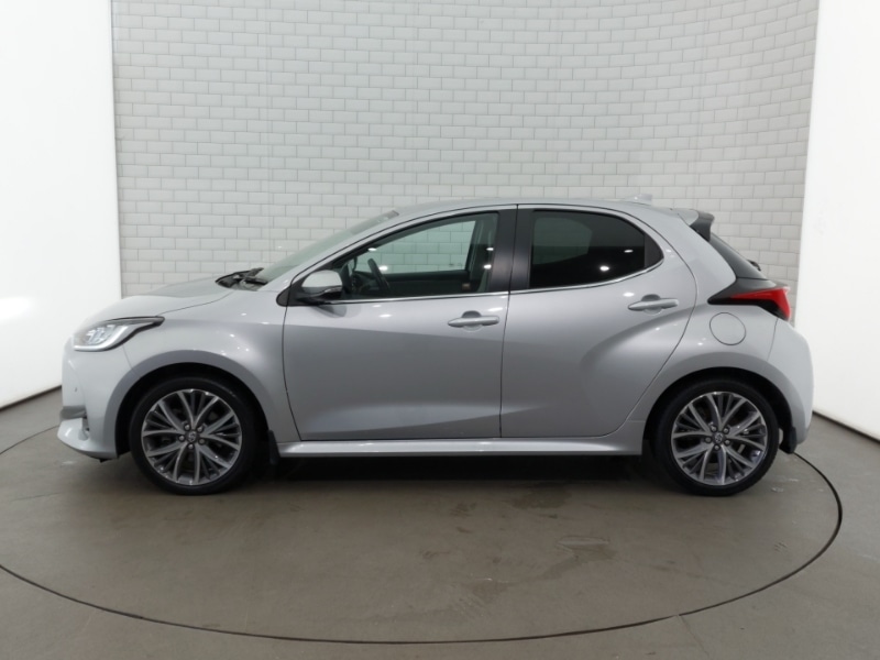 Used Toyota Yaris 2021 for sale - 75989337: Photo 4