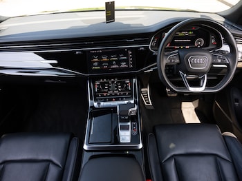 Used Audi Q8 2023 for sale - 79139026: Photo