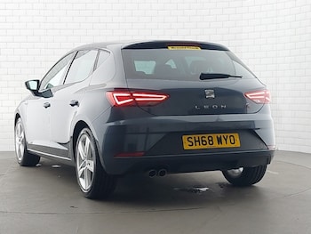 Used SEAT Leon 2018 for sale - 75988660: Photo