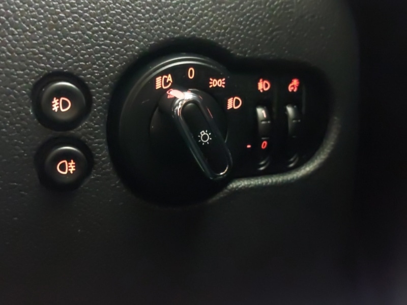 Used MINI Hatch 2018 for sale - 76354736: Photo 16