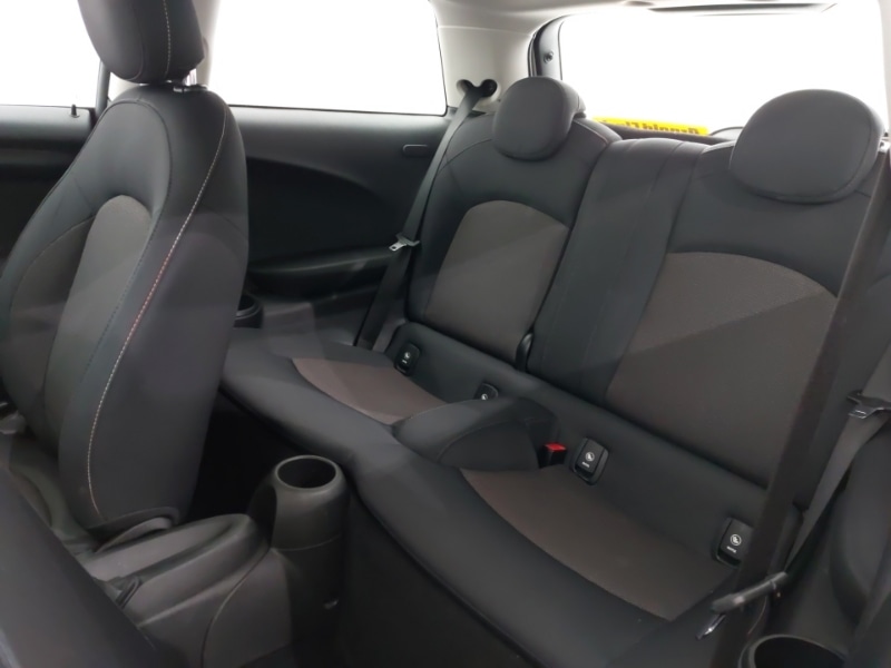 Used MINI Hatch 2018 for sale - 76354736: Photo 6
