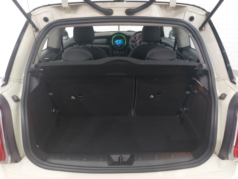Used MINI Hatch 2018 for sale - 76354736: Photo 8