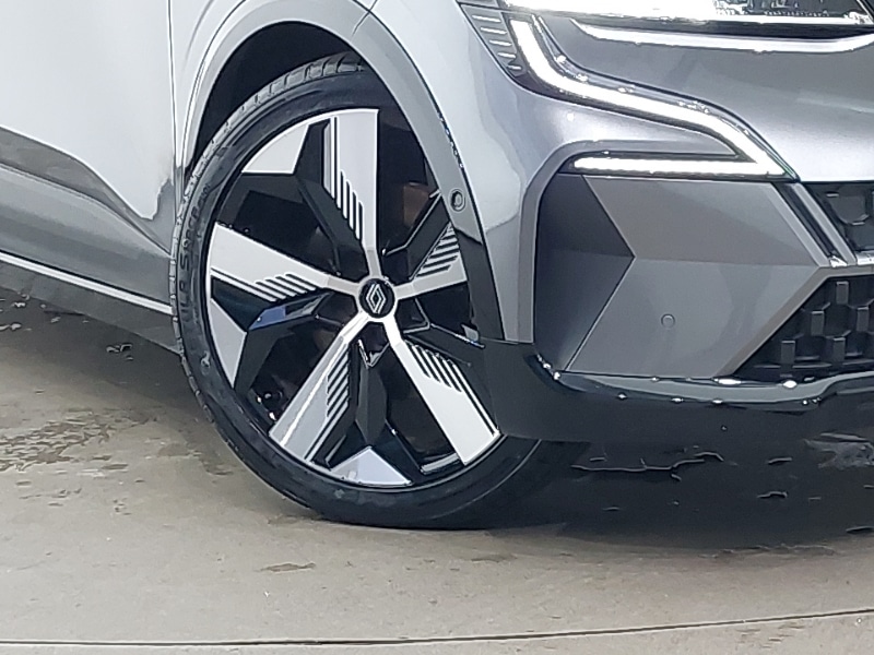 Used Renault Megane E Tech 2024 for sale - 76478827: Photo 9