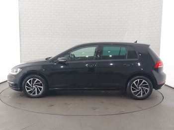 Used Volkswagen Golf 2019 for sale - 76583584: Photo