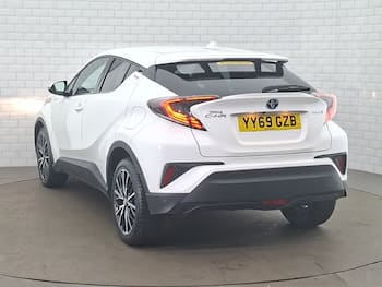 Used Toyota C-HR 2019 for sale - 79799673: Photo
