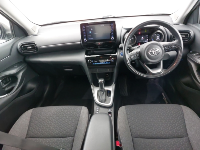 Used Toyota Yaris Cross 2022 for sale - 76643977: Photo 2