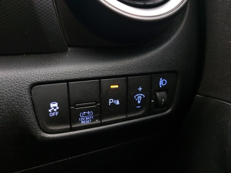 Used Hyundai KONA 2022 for sale - 77105735: Photo 16