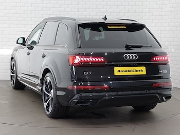 Used Audi Q7 2022 for sale - 76254728: Photo 3