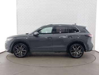 Used Volkswagen Tiguan 2024 for sale - 74944108: Photo