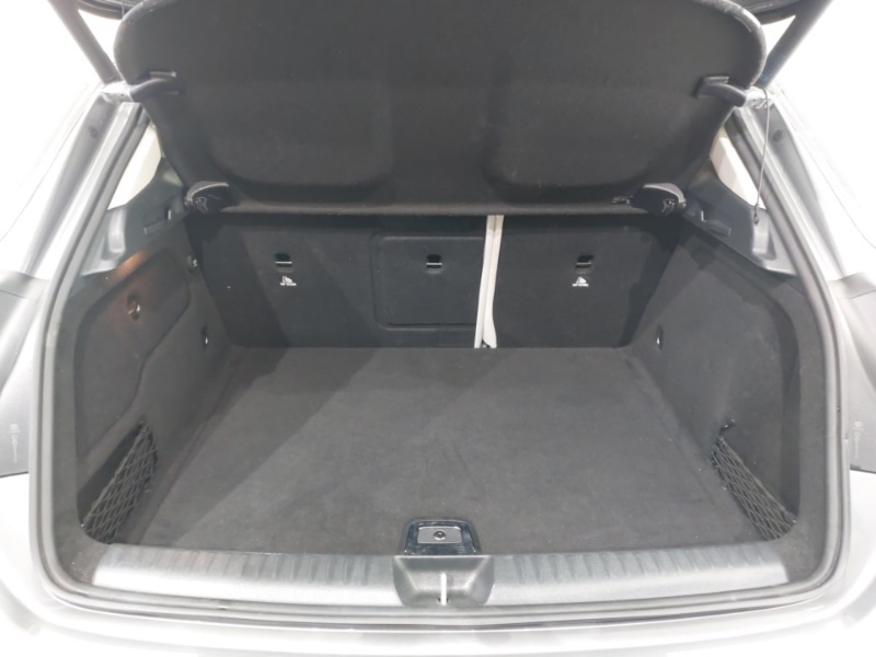 Used Mercedes-Benz GLA 2018 for sale - 77716869: Photo 8