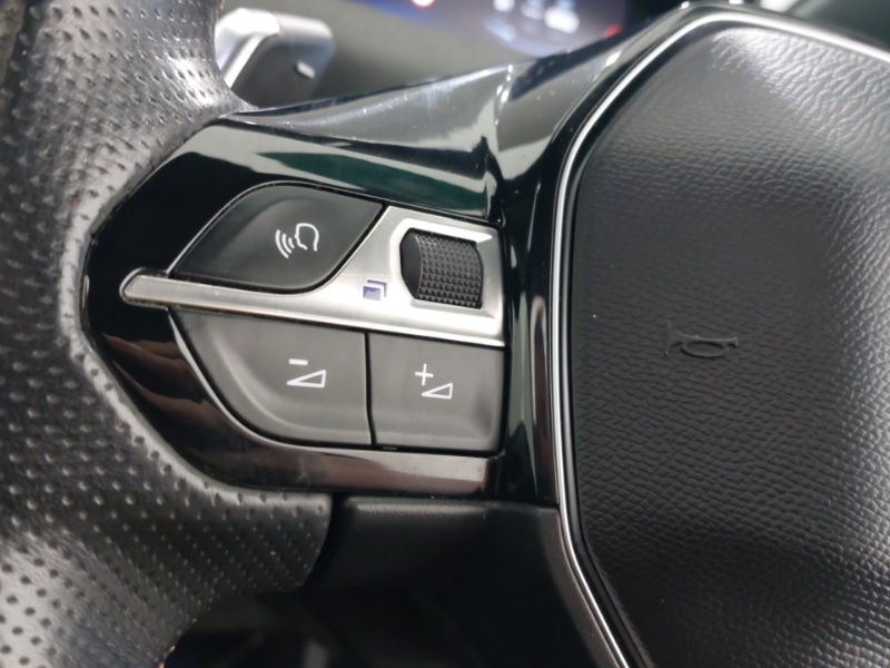 Used Peugeot 3008 2018 for sale - 77948188: Photo 14