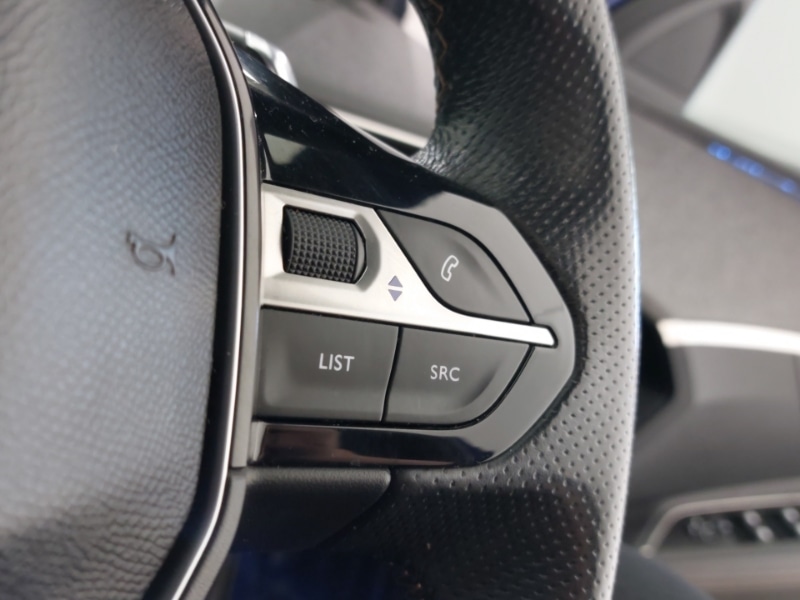 Used Peugeot 3008 2018 for sale - 77948188: Photo 15