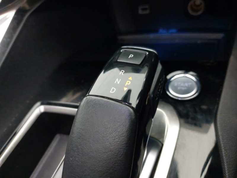 Used Peugeot 3008 2018 for sale - 77948188: Photo 19