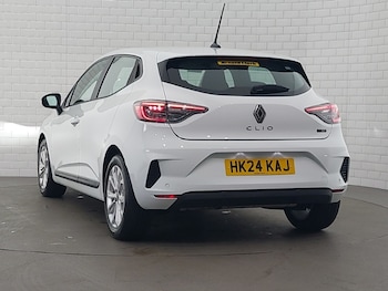 Used Renault Clio 2024 for sale - 76208394: Photo 3