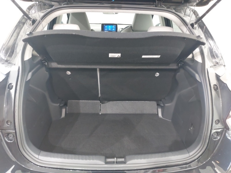 Used Toyota Yaris 2023 for sale - 77767559: Photo 8