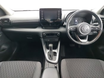 Used Toyota Yaris 2023 for sale - 78460658: Photo