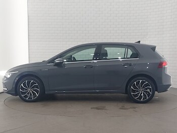 Used Volkswagen Golf 2021 for sale - 78600539: Photo