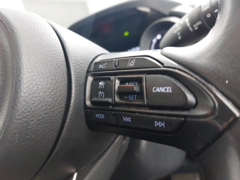 Used Toyota Yaris Cross 2022 for sale - 77034901: Photo 12