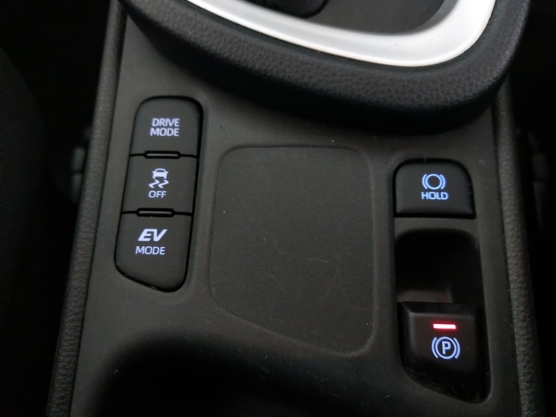 Used Toyota Yaris Cross 2022 for sale - 77034901: Photo 16