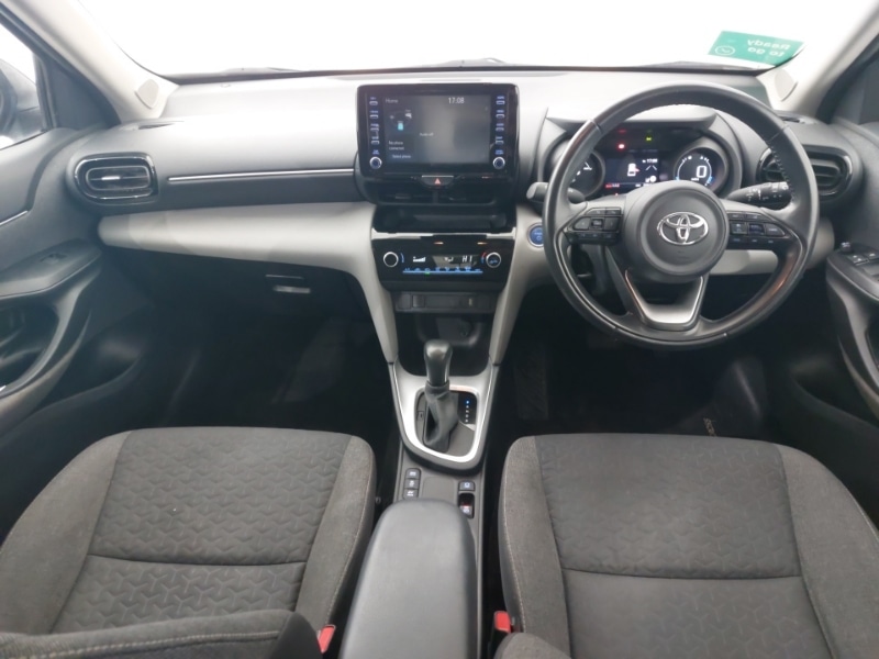 Used Toyota Yaris Cross 2022 for sale - 77034901: Photo 2