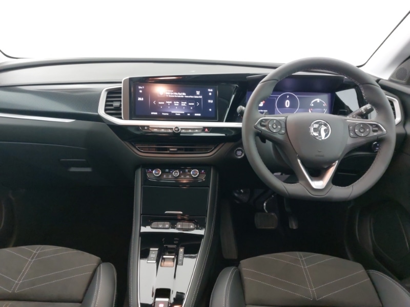 Used Vauxhall Grandland 2024 for sale - 78040777: Photo 2