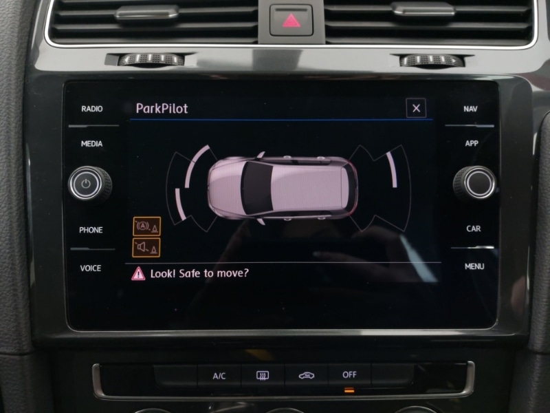 Used Volkswagen Golf 2018 for sale - 77466919: Photo 11