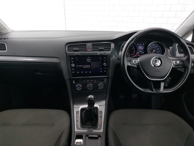 Used Volkswagen Golf 2018 for sale - 77466919: Photo 2