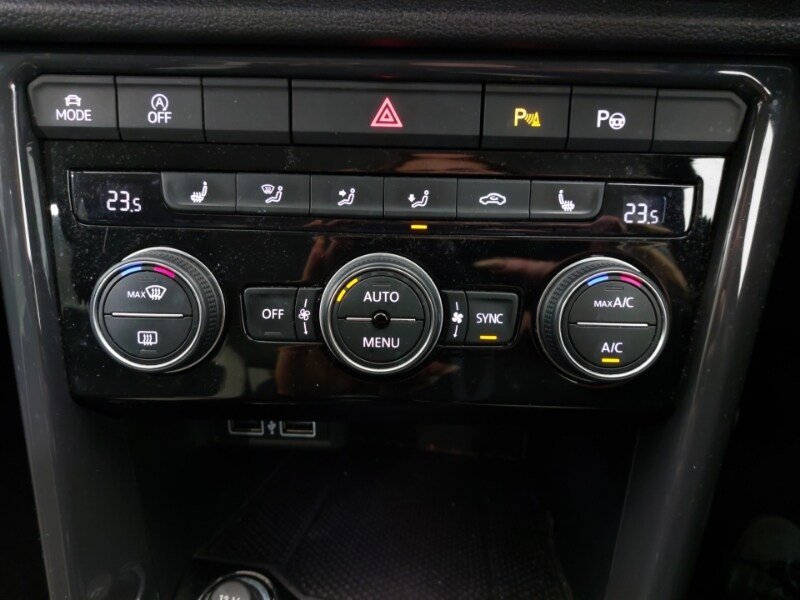 Used Volkswagen T-Roc 2018 for sale - 77085690: Photo 18