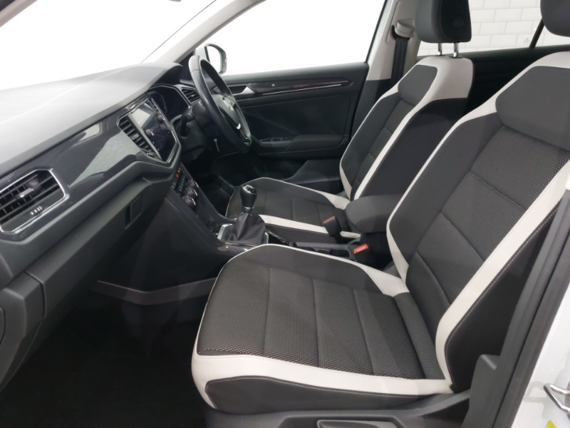 Used Volkswagen T-Roc 2018 for sale - 77085690: Photo 5