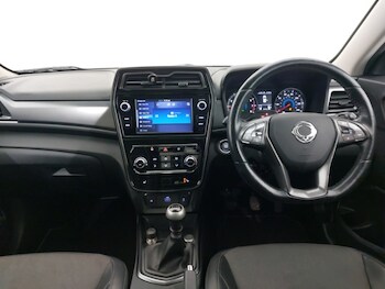 Used Ssangyong Tivoli 2021 for sale - 77938833: Photo