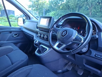 Used Renault Trafic 2024 for sale - 79525781: Photo