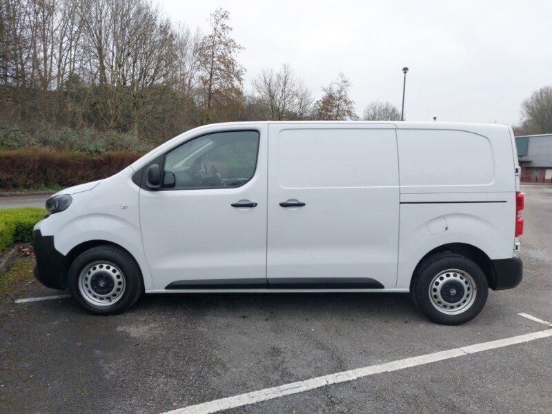 Used Vauxhall Vivaro 2024 for sale - 77933045: Photo 4