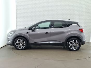 Used Renault Captur 2023 for sale - 79853085: Photo