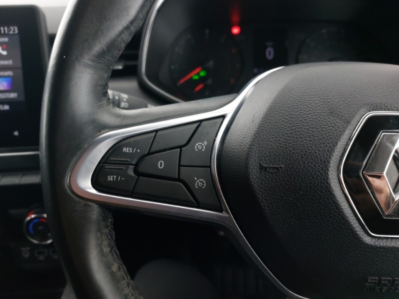 Used Renault Clio 2020 for sale - 77418937: Photo 14