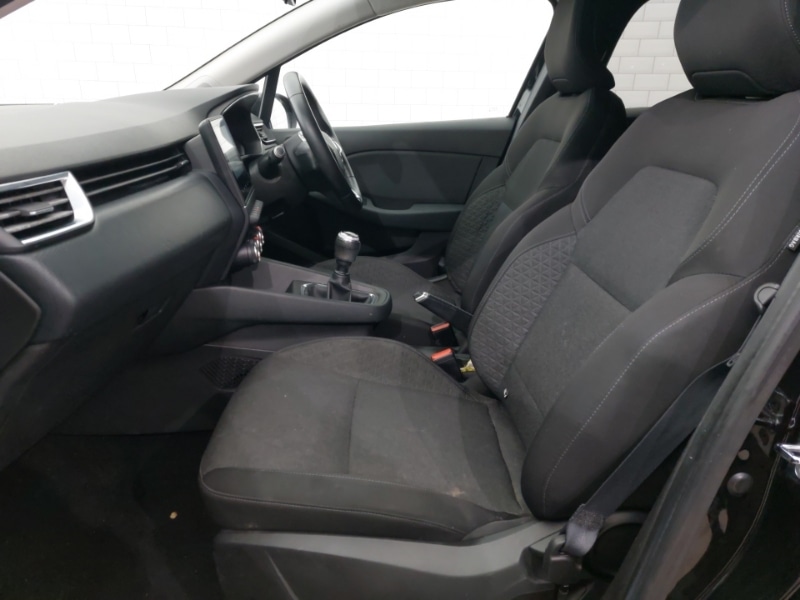 Used Renault Clio 2020 for sale - 77418937: Photo 5