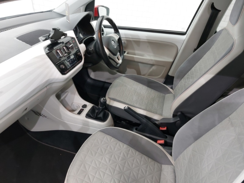 Used Volkswagen up! 2018 for sale - 76648510: Photo 5