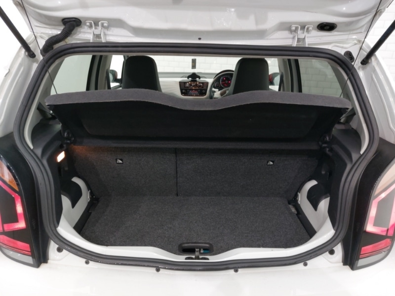 Used Volkswagen up! 2018 for sale - 76648510: Photo 8