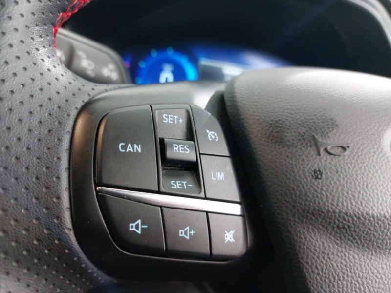 Used Ford Focus 2022 for sale - 76254743: Photo 13