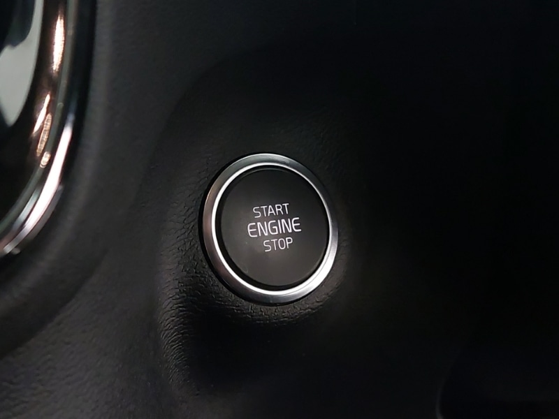 Used Volvo XC40 2019 for sale - 77047432: Photo 17