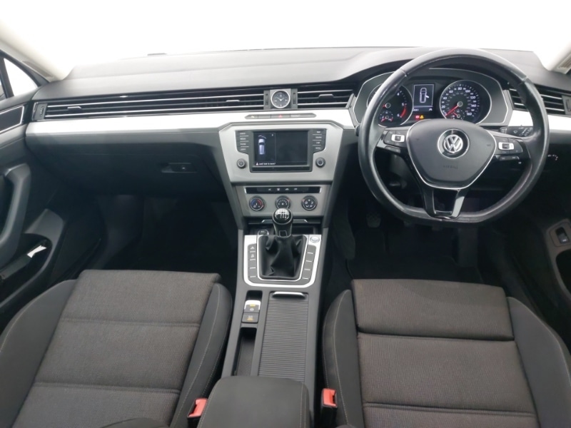 Used Volkswagen Passat 2017 for sale - 77495525: Photo 2