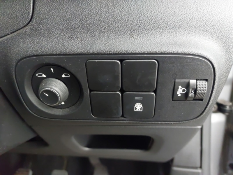 Used Citroen C3 2023 for sale - 77043803: Photo 10