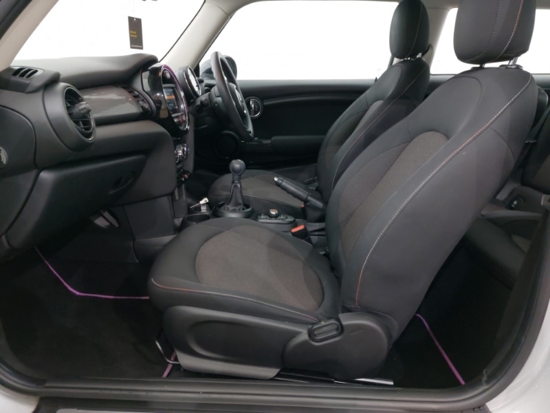 Used MINI Hatch 2018 for sale - 77304365: Photo 5