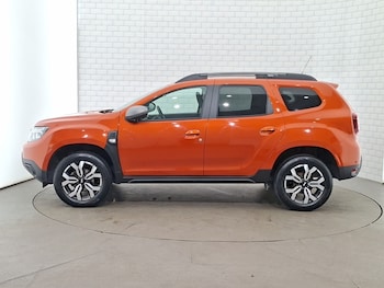 Used Dacia Duster 2023 for sale - 79332769: Photo