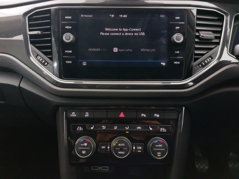 Used Volkswagen T-Roc 2018 for sale - 76964140: Photo 10