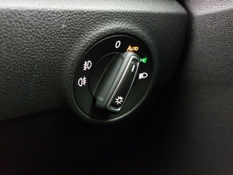 Used Volkswagen T-Roc 2018 for sale - 76964140: Photo 16