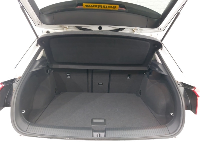 Used Volkswagen T-Roc 2018 for sale - 76964140: Photo 8